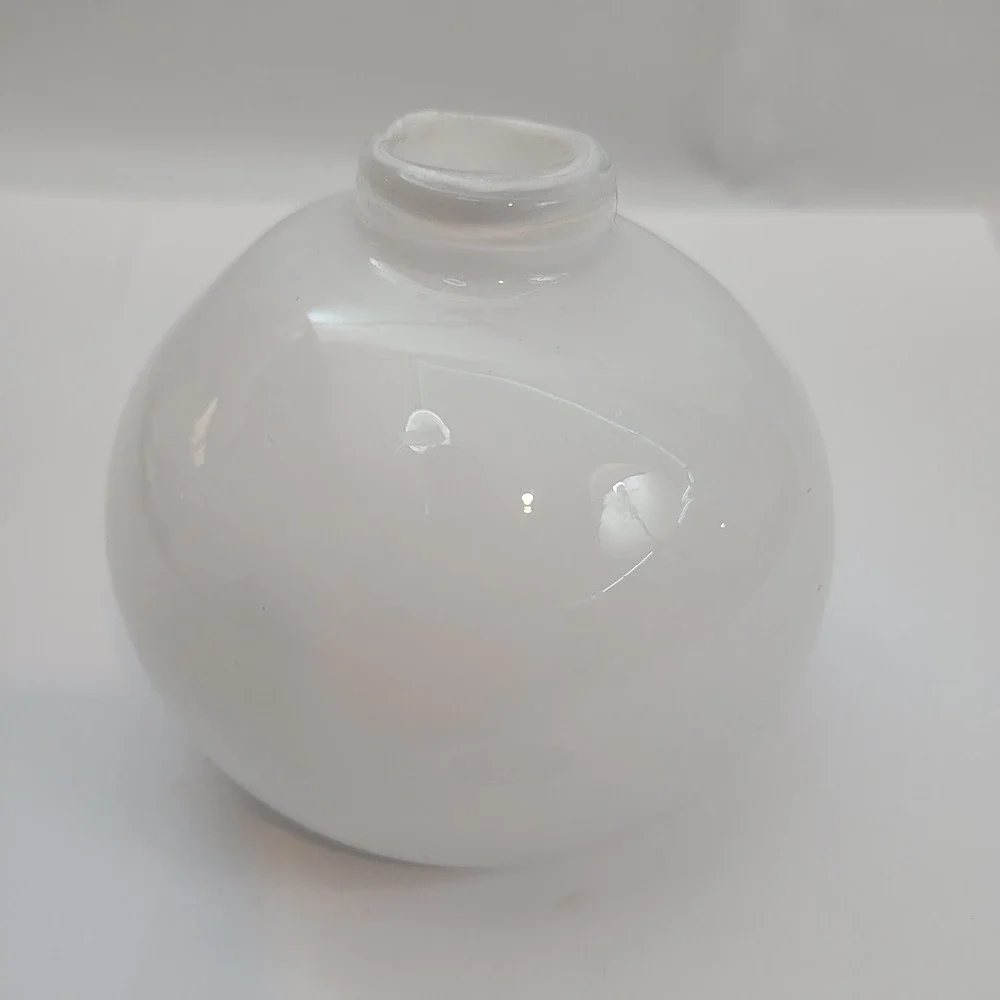 Unbranded Hand Blown White Art Glass Orb Bud Vase Spherical Minimalist Decor‎